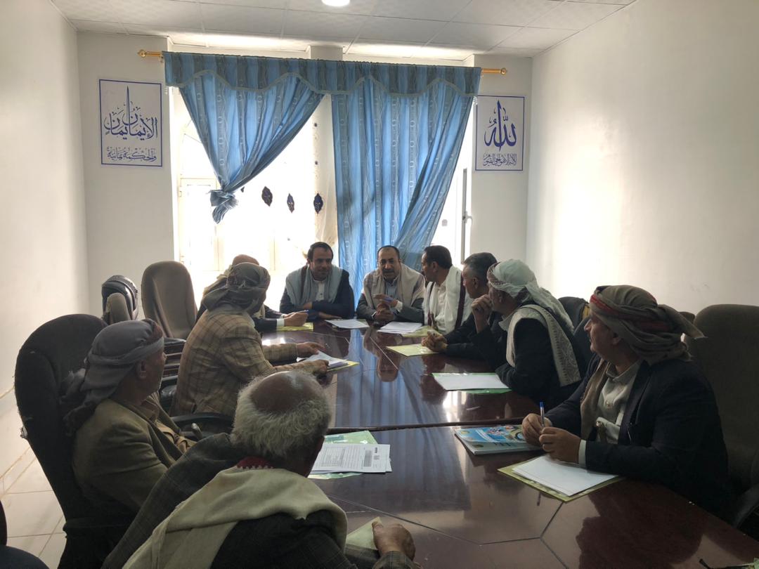 برئاسة الأستاذ محمد مطهر الوشلي مدير عام مديرية #السبعين رئيس المجلس المحلي والأستاذ محمد الصادق أمين عام المجلس المحلي 
المجلس المحلي يعقد اجتماعه الدوري العادي  لمناقشة عدد من  التقارير الخاصة بأعمال المديرية ومكاتبها التنفيذية واتخاذ عدد من الإجراءات والتوصيات اللازمة .