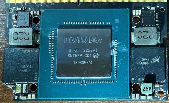 DarmolinskiT's tweet image. Wojna dronowa 3.0 – koniec epoki operatora - początek?

Zaczęło się od obserwacji.
Potem przyszła fala tanich FPV i masowych kamikadze.
Dziś wchodzimy w nową fazę – wojnę dronową 3.0, w której operator przestaje być potrzebny.

Ewolucja w trzech aktach
● Drony 1.0 – oko nad…