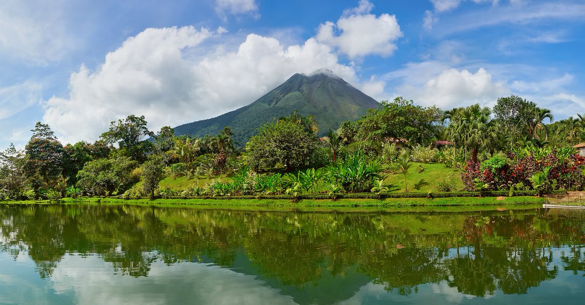 Join us for the Diagnostic Imaging Update in Costa Rica February 9-12, 2026. Explore the beauty of Costa Rica while enhancing your skills in diagnostic imaging. cmescience.com #RadCME #CME #radiologist #radres #radtech #JWCostaRica