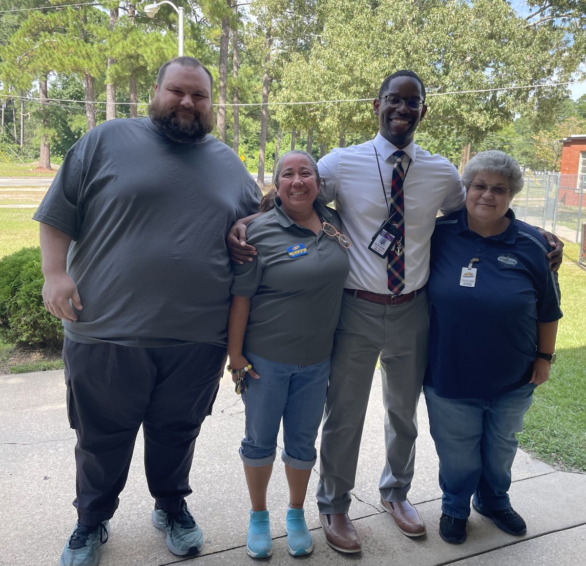 CumberlandCoSch's tweet photo. ππ Thank you to Hope Mills Methodist Church & Short Stop Food Mart for the generous donations. Hope Mills Middle is grateful for its amazing community partners! Learn more about CCS Community Engagement Opportunities at: https://t.co/n5ChJB2wrF #CommittedCommunity https://t.co/KS7pO4vWhF