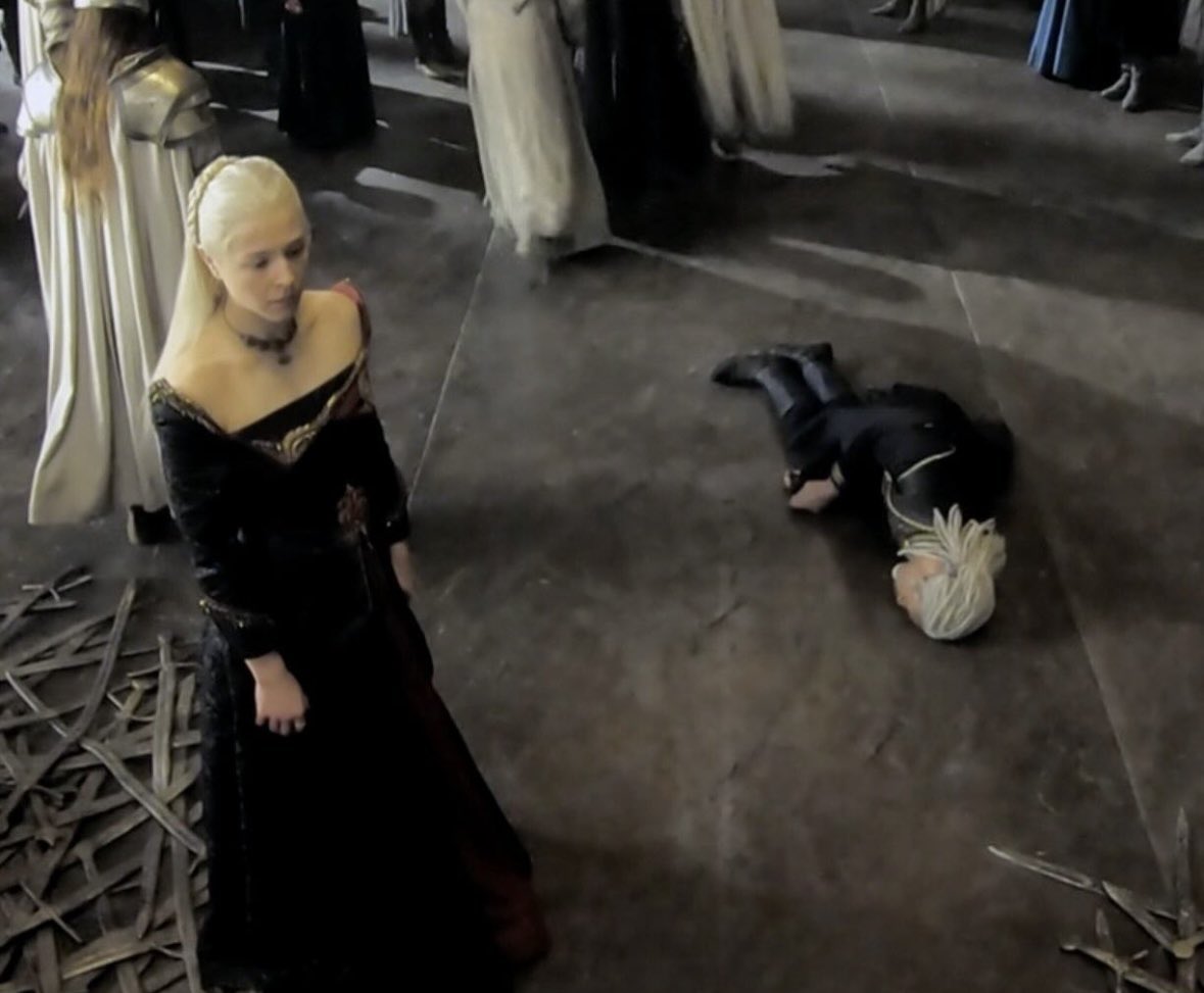 𝓝 (@femvore) on Twitter photo 