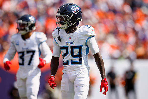 SharmSports's tweet photo. Use ONE WORD to describe the #Titans trading CB Jarvis Brownlee Jr to the Jets.

#TitanUp https://t.co/LKRkixroEE
