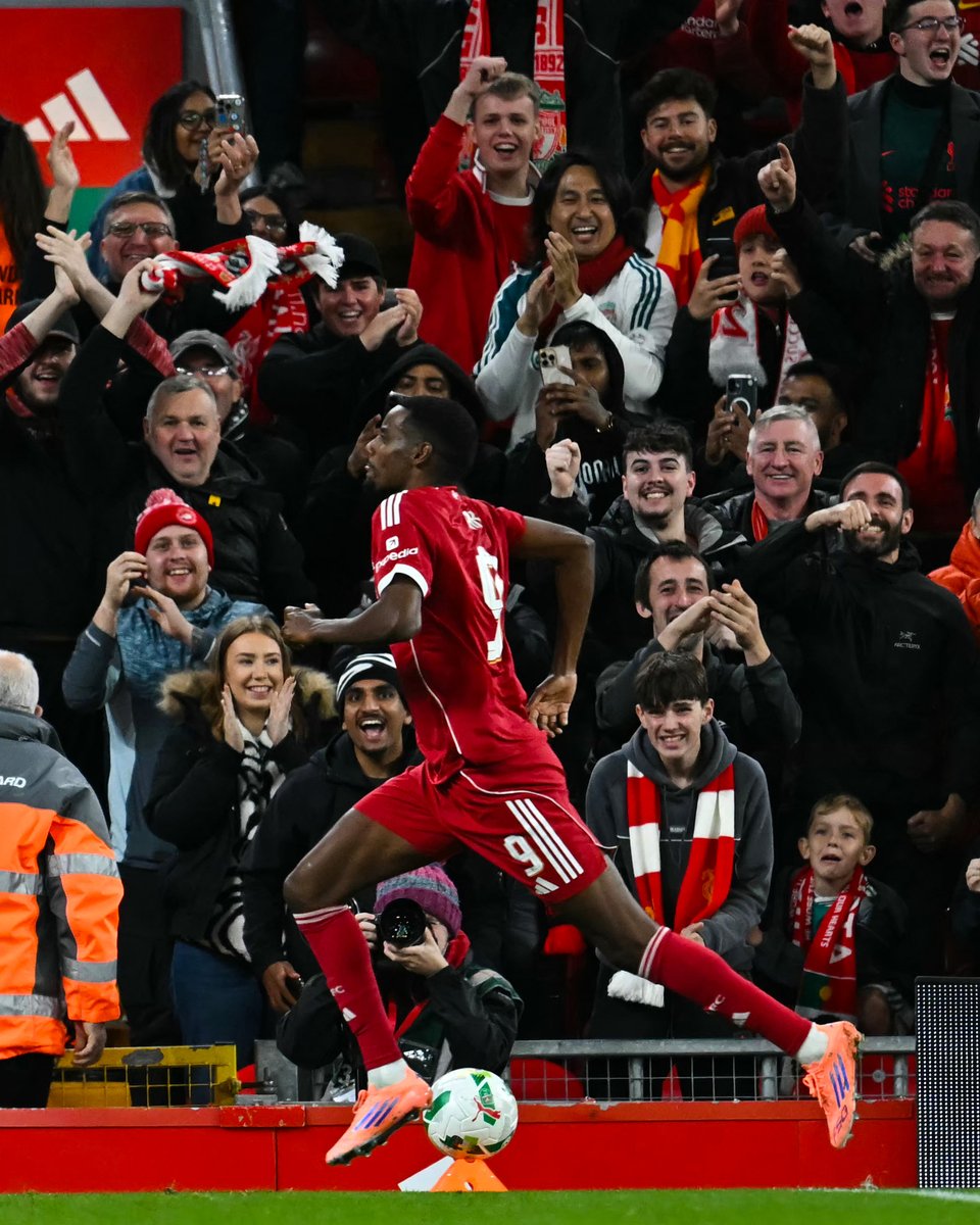 brfootball's tweet image. Alexander Isak scores his first Liverpool goal 🔴