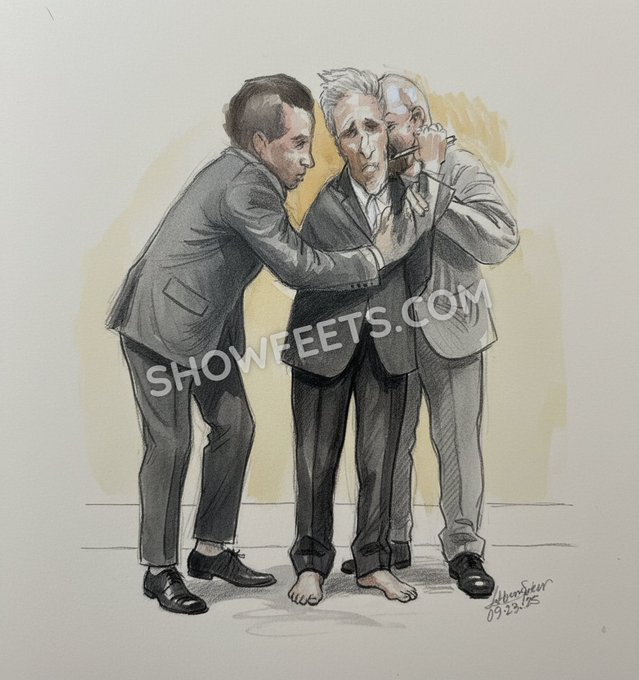 showfeets's tweet image. 