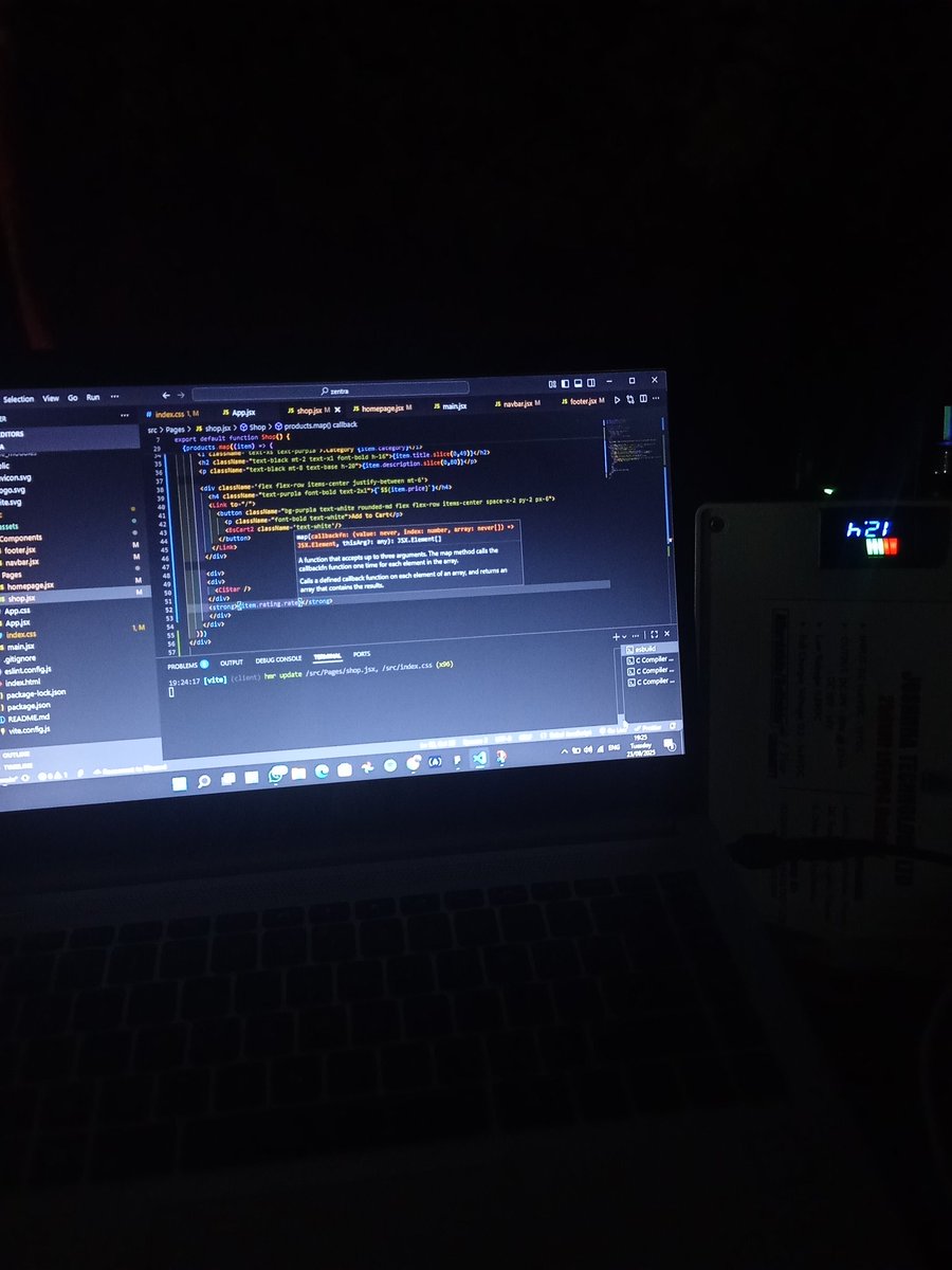 RoseMarvelous4's tweet image. I&apos;m working on a mini E-commerce Web App for a client 😊

Who is the Client??
Me, Myself and I 👀💃🤝

What are you working on currently?