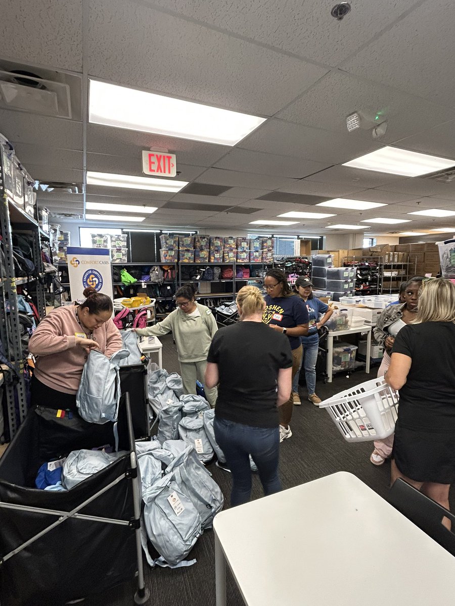 JacksonRdCSL's tweet image. Today Community School team members filled bags of necessities for children entering the foster care system. Thank you for having us @comfortcases ! #springbrook CSLs represent! @velasquez_mcps @JacksonRoadAP @RWDodd @csconnect_mcps