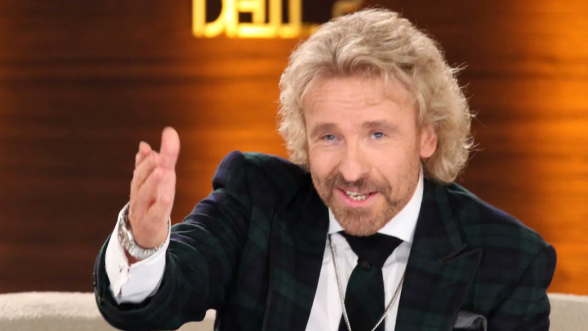 "Robin aus Aachen wettet, dass er die Nagellackfarbe von 20 Frauenfüßen durch reines lutschen erkennen kann."