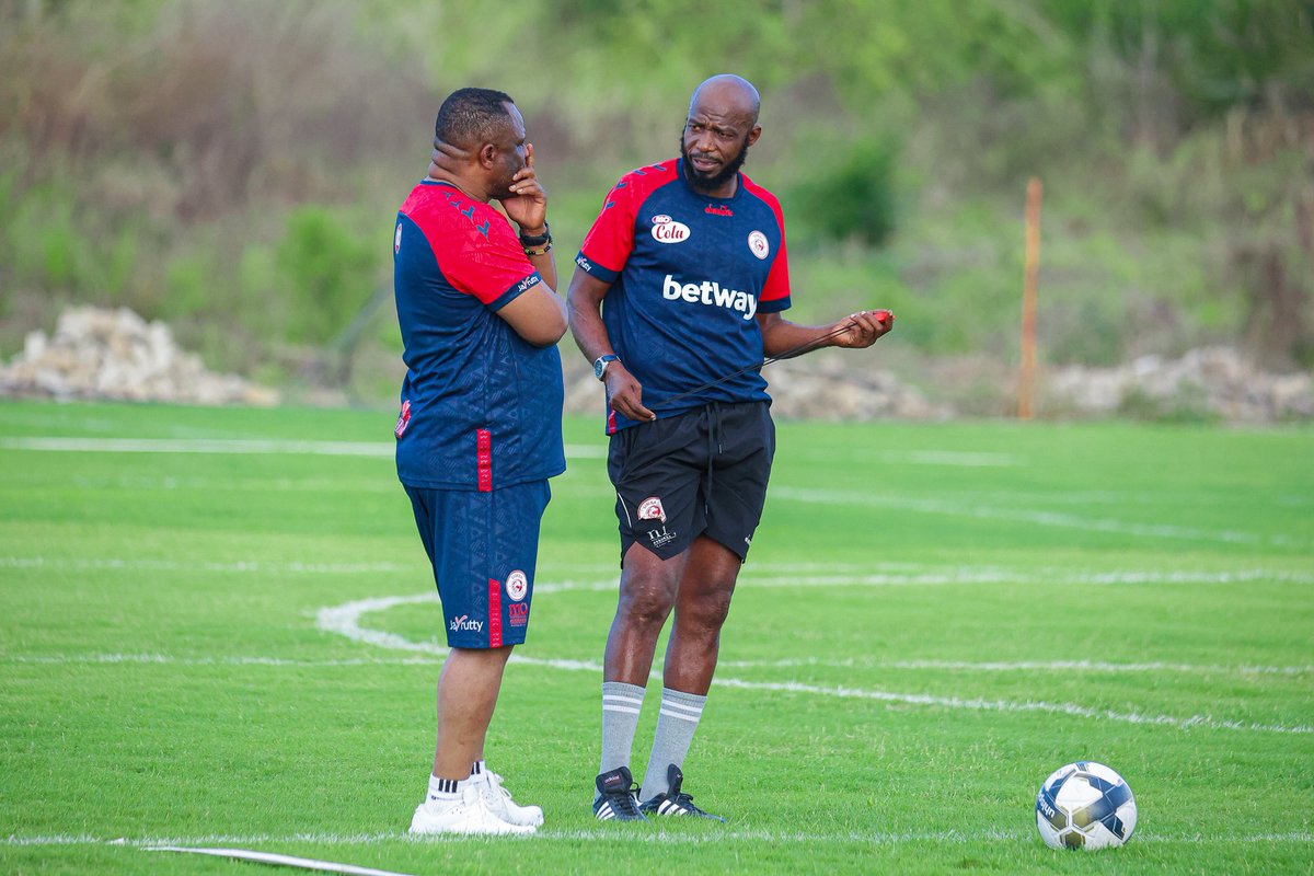 SimbaSCTanzania's tweet photo. 🧠 Mipango. #NguvuMoja https://t.co/LWDzEmFHtH