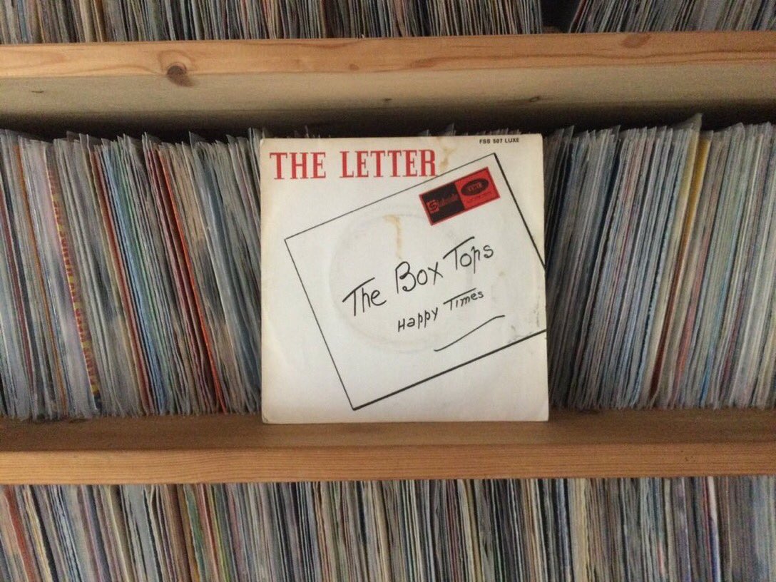 OMWtje's tweet image. Op 23 september 1967 klom ‘The Letter’ van The Box Tops naar de eerste plaats van de Amerikaanse hitparade. Het nummer bleef daar vier weken staan. #boxtops #theLetter youtu.be/HIWY8UyW9bw?si…