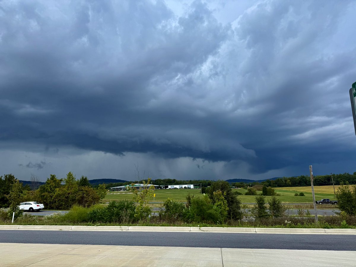 Just west of Ballenger Creek. #MDwx