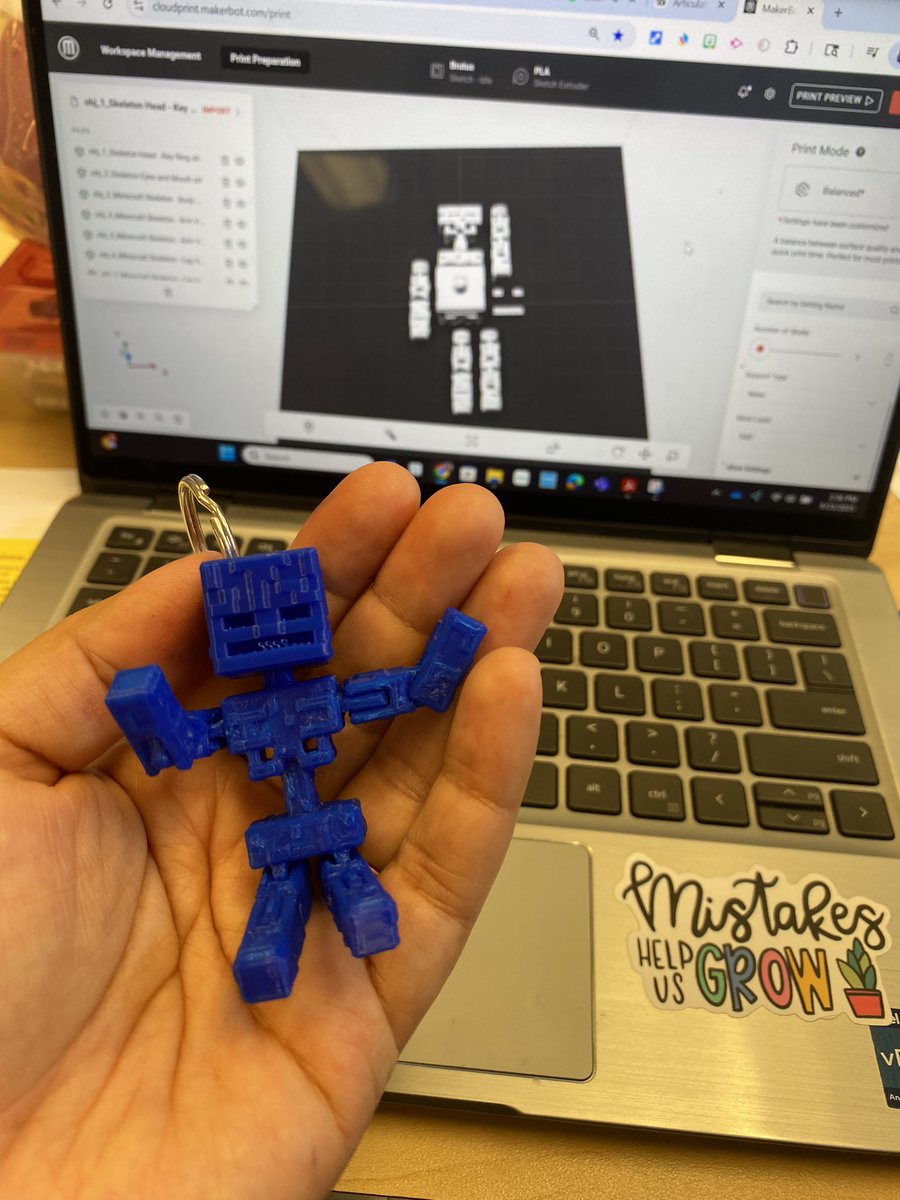 EstherRivas_3's tweet image. Was so excited about this 3D print prize for one of my Top Readers… but the head wouldn’t pop in correctly and I snapped it clean off. Now I’ve got a headless Minecraft skeleton 😭 Reprinting the body and head! Sorry friend, you’ll get it tomorrow. #BeanstackChallenge