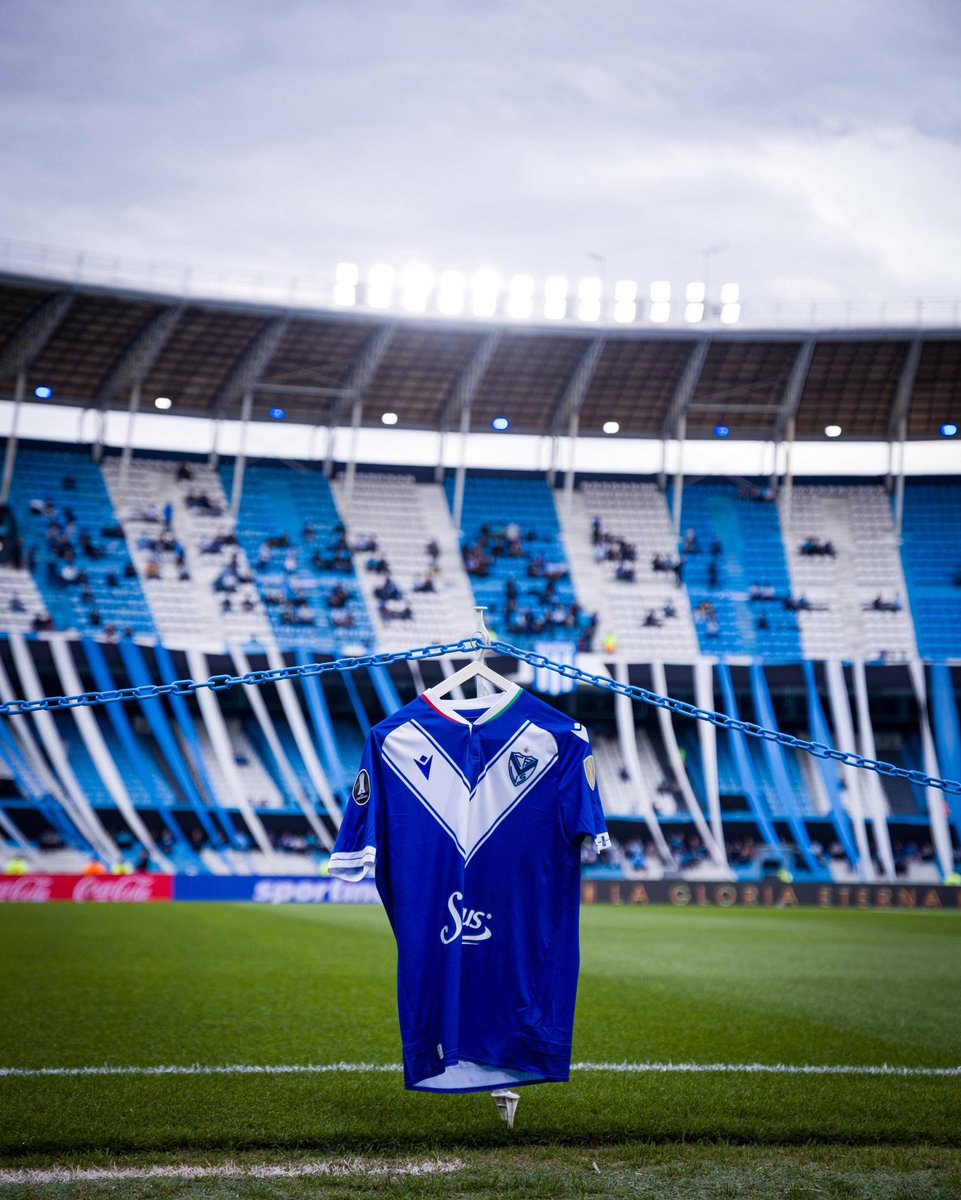 Velez's tweet image. Acá estamos 💪🏼

¡LO DAMOS VUELTA ENTRE TODOS! 💙