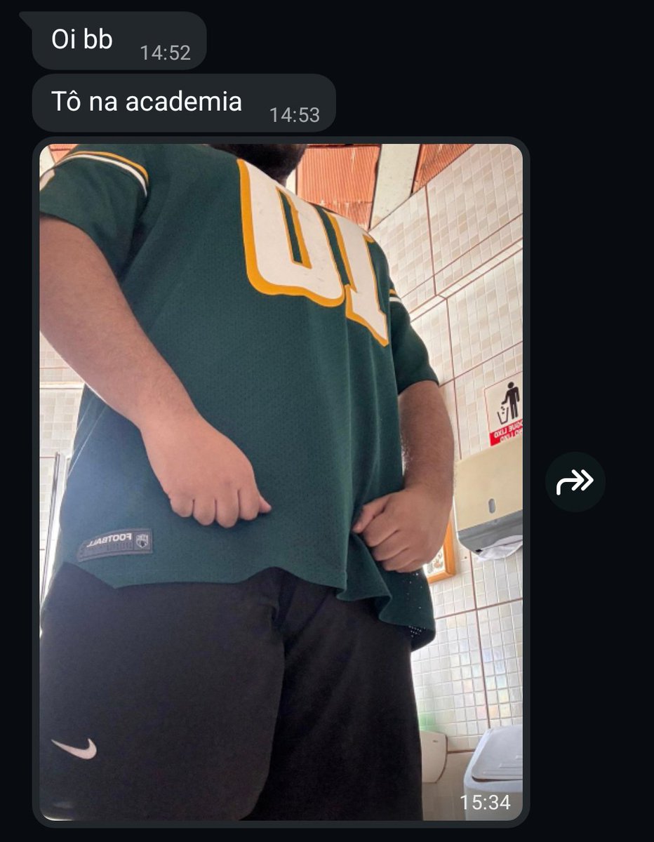 nelsinhooff's tweet image. to na academia
*dois melões na minha tela*