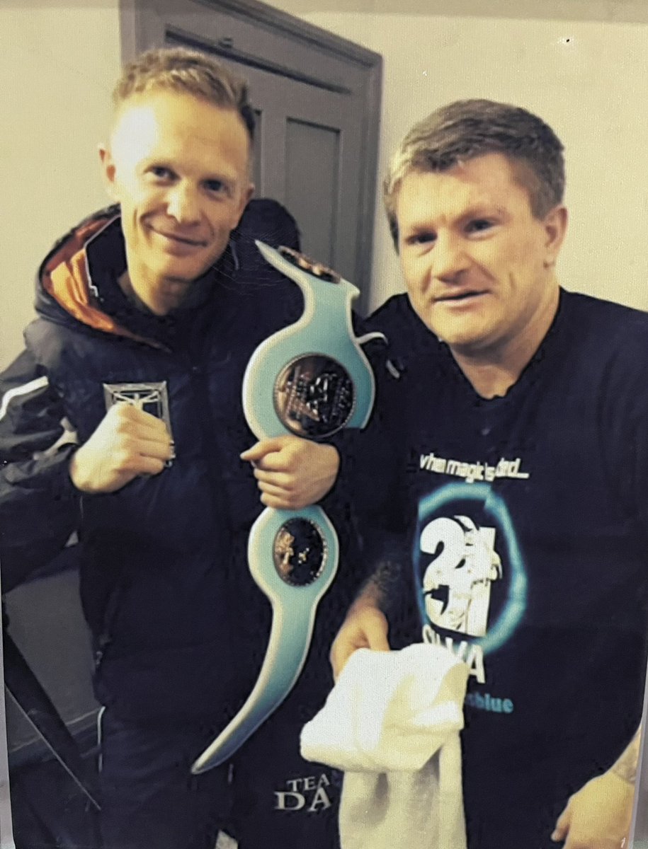 benday32's tweet image. So many great times with Ricky Hatton over the last 15 - 20 years it’s absolutely heartbreaking ❤️‍🩹 not only for me but for us all…. 

A people’s champion adored and loved by everyone he came into contact with…

Always time for everyone always a smile on his face and one of the…