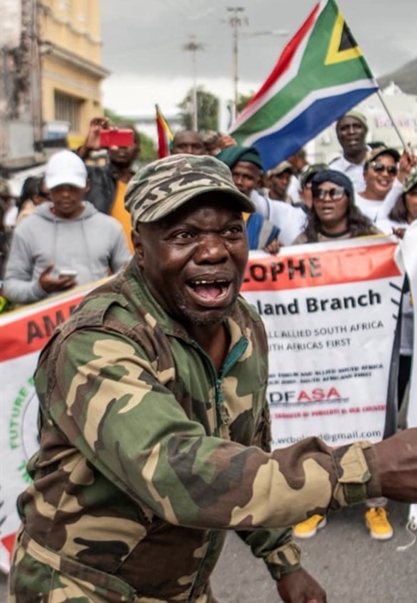nqw_david's tweet image. These are not South African or they are drug addict