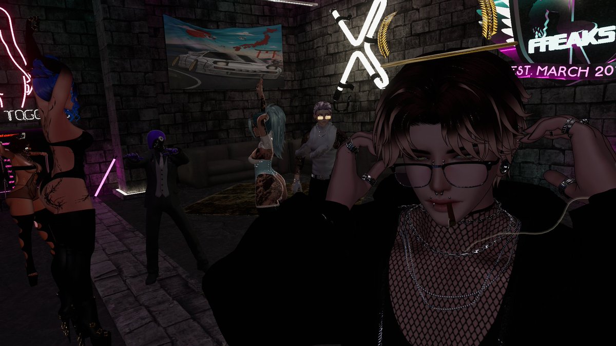 Party Freaks tweet media