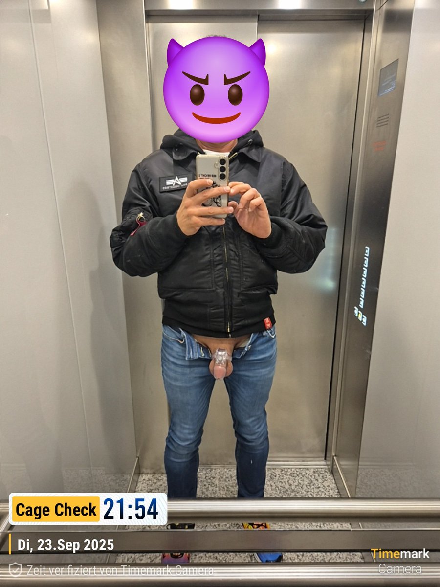 Sleep well.
#CageCheck in the elevator. 
#slave #teamlocked #permalocked #chastity #cage