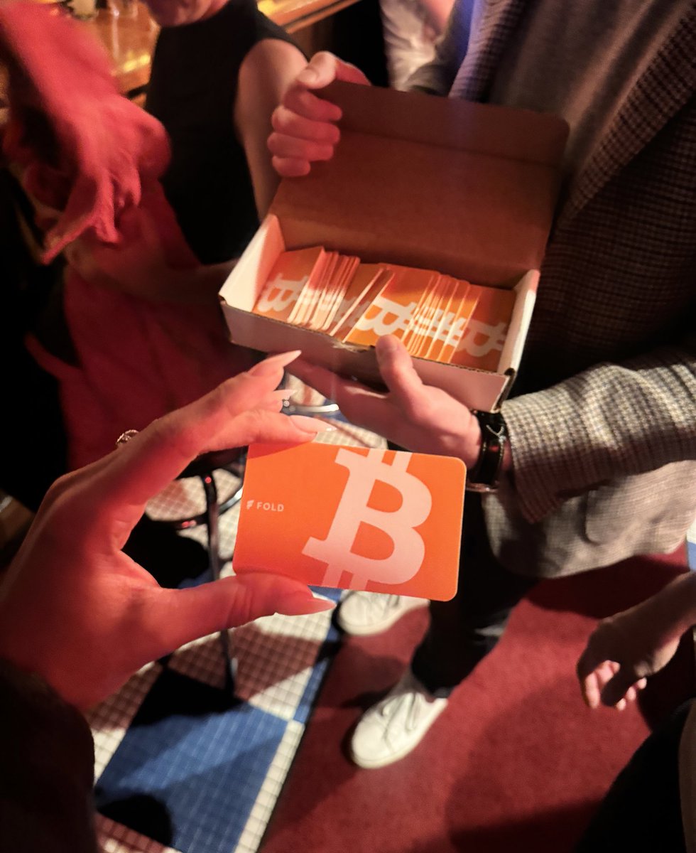 ₿rittany tweet media