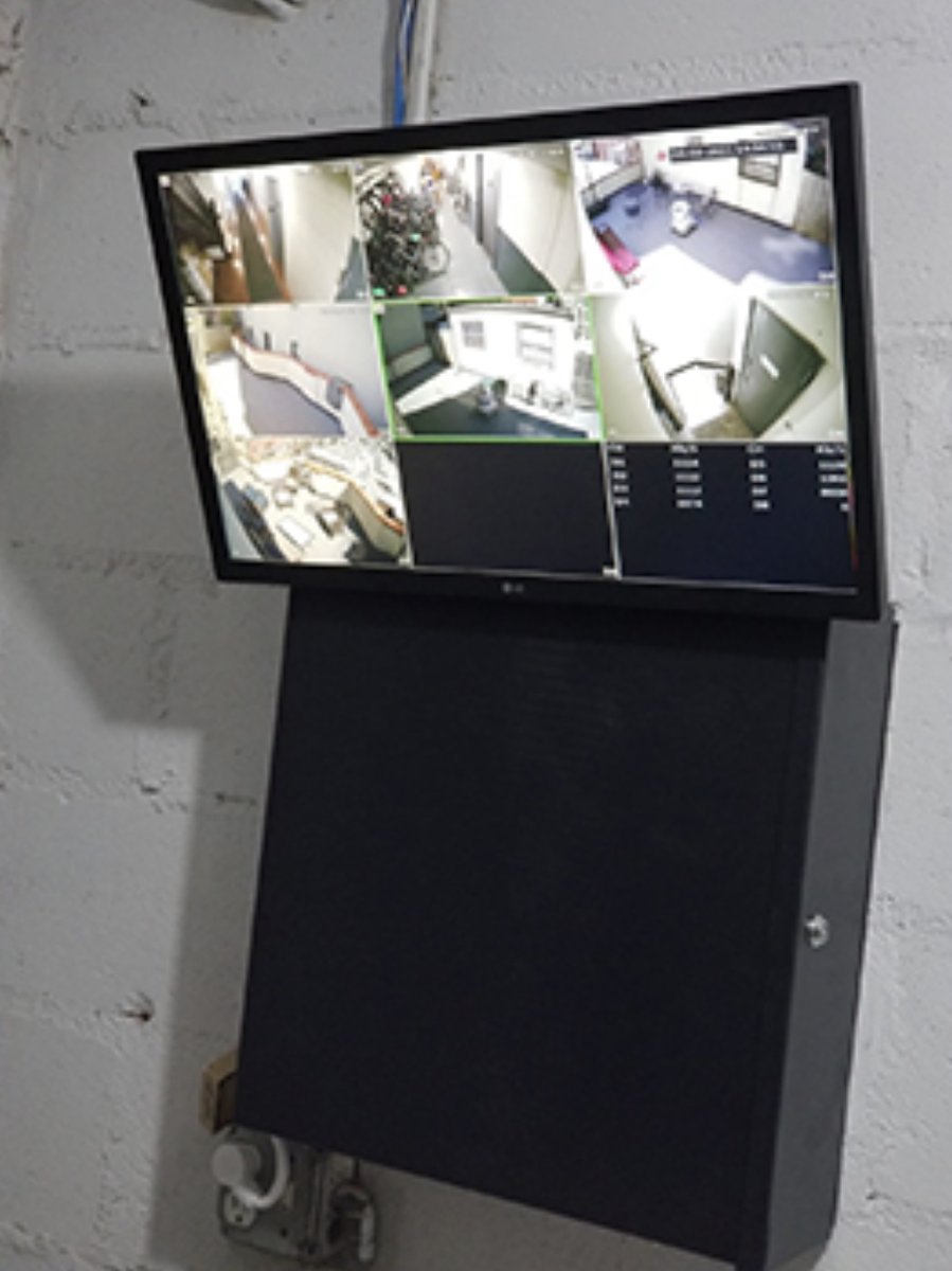 AcademyIntercom's tweet image. Midtown Residential Condo: external dome cameras feeding an 8‑CH DVR for reliable recording, quick search, and clear views of entrances and walkways. Simple to monitor, tough to beat.
#BuildingSecurity #DVR #CCTV #Midtown