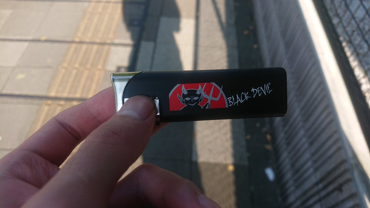 consumer1312 (@lilyugiboi) on Twitter photo 