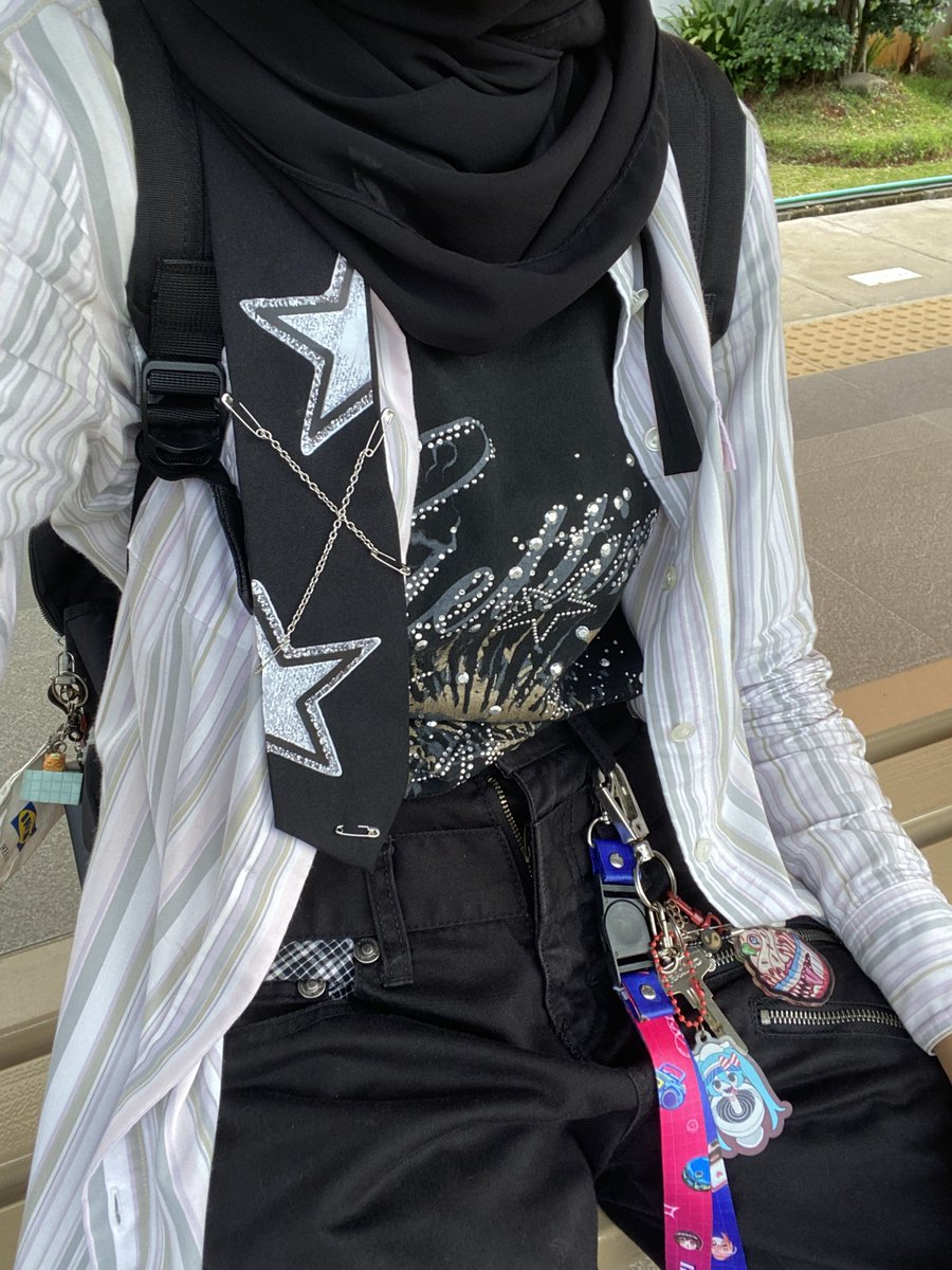 SEVENNN 🚉🚂 tweet media