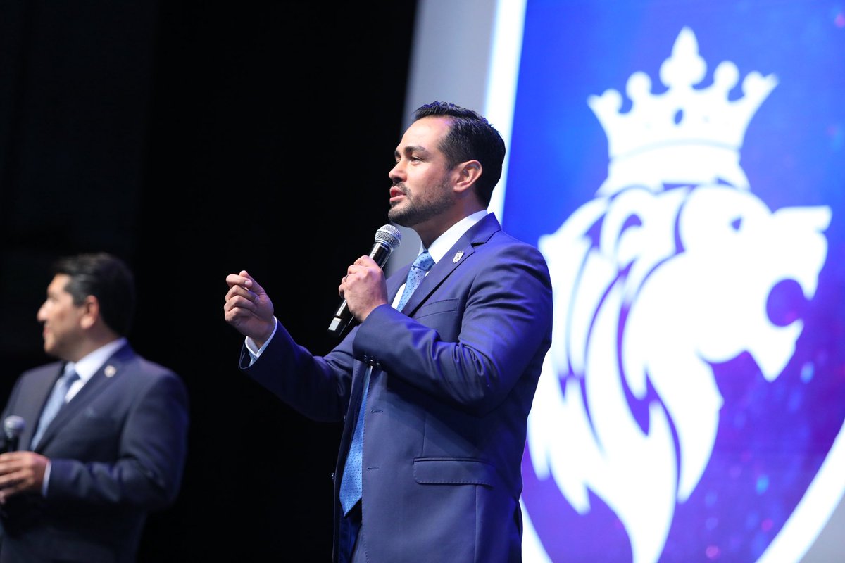 ¡UNIDOS CONSTRUIMOS EL #LEÓN QUE TODOS QUEREMOS! 🦁

Siempre poniendo a la persona en el centro de todas las decisiones, porque somos un gobierno HUMANO, CERCANO y de RESULTADOS.✅

#1erInformeAleGutiérrez