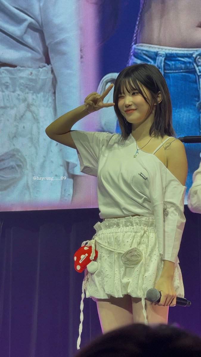 hayoung____09's tweet photo. 250923

#fromis_9 #프로미스나인  #송하영  #ハヨン #HAYOUNG https://t.co/KZEY2EzoQh