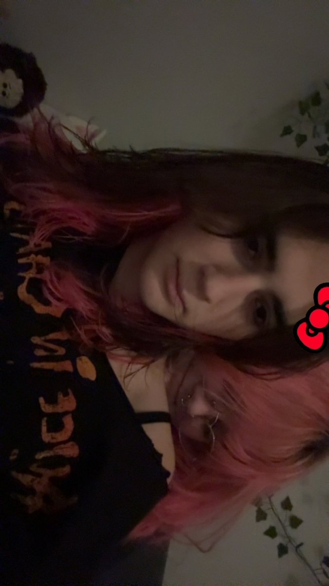 luvelunaa's tweet image. me and my gorgeous yuriful wife