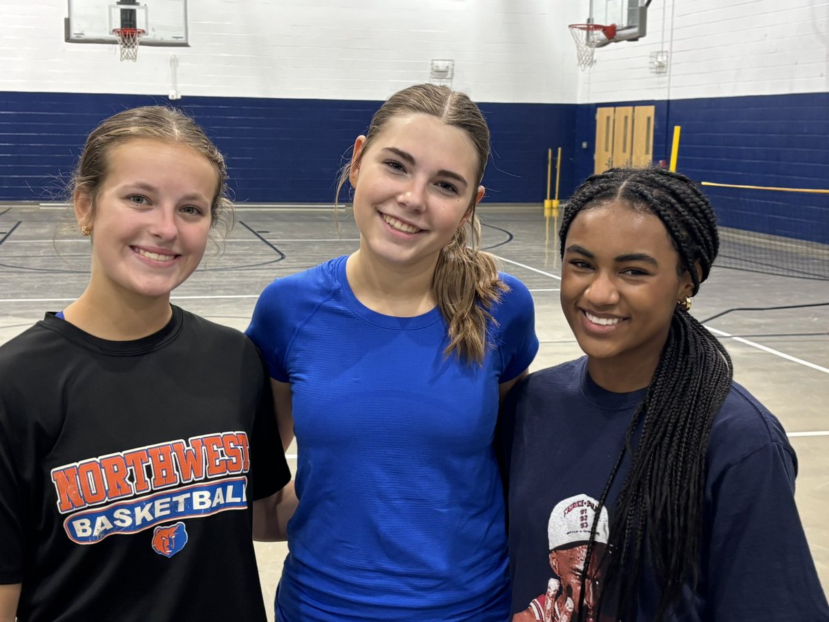 These girls are getting ready for the season ahead. I’m so proud of the work they are getting done each afternoon that we are in the gym. 
We can’t wait for the season ahead!