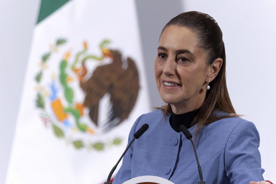 La presidenta de México, Claudia Sheinbaum, advirtió este martes que el cambio climático requiere de una respuesta global, y aseguró que el país latinoamericano emite el 1,8 por ciento del dióxido de carbono (CO2) mundial xhtxs.cn/60Q