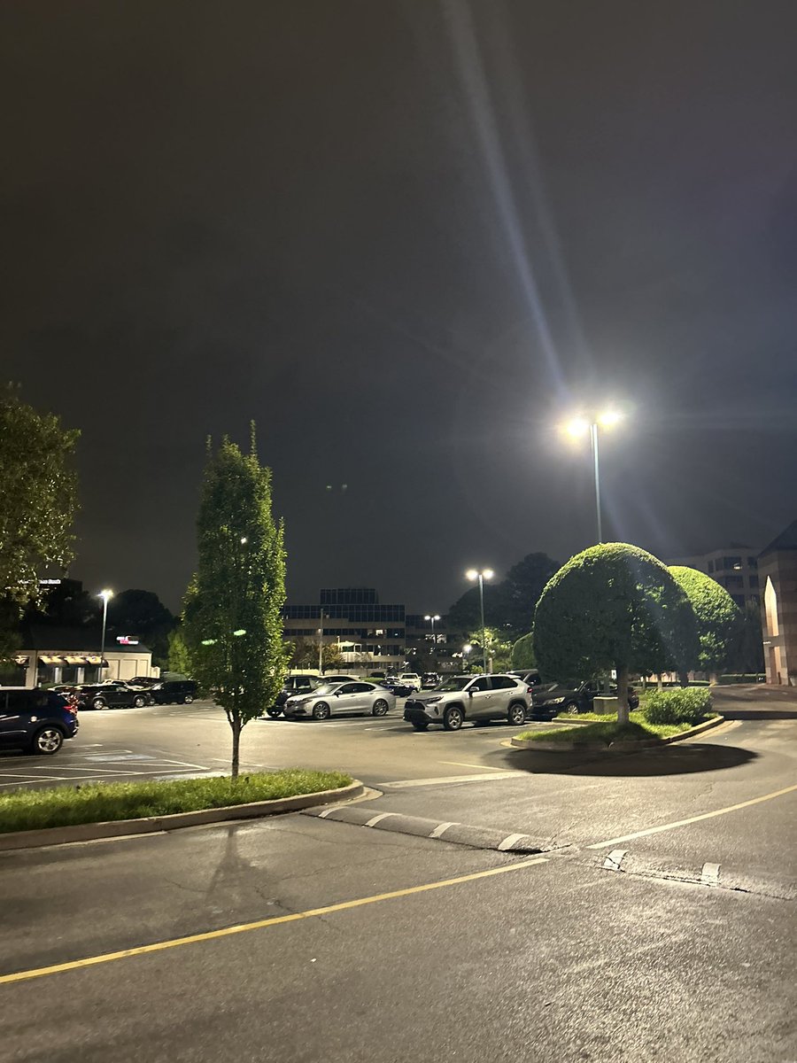 Imagine bleeding out in this Tennessee town parking lot