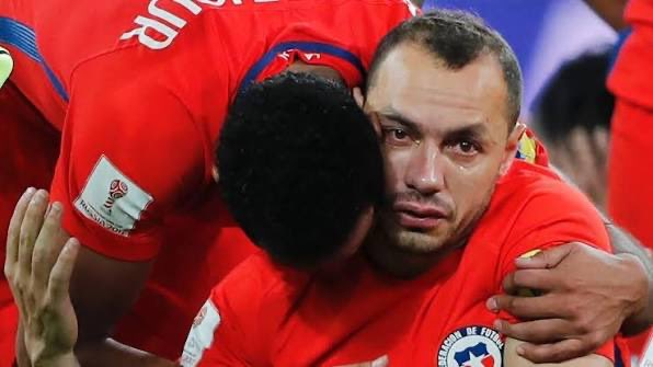 Fui a jugar un Futbolito y me pegue la gran Chelo Díaz 

Perdimos en la última jugada…
