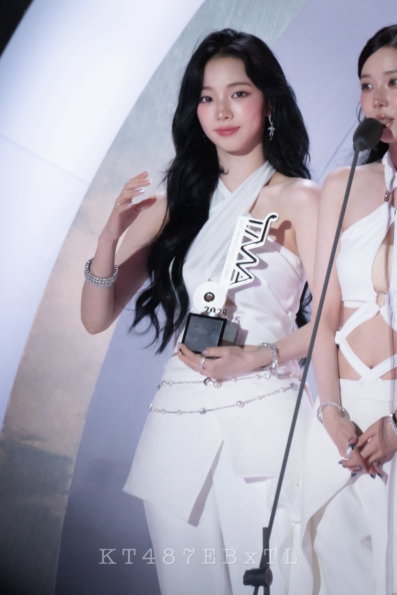 KT487EB on X: 