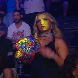 Come on Heather by elegance is HEREEEEE at #WWENXT