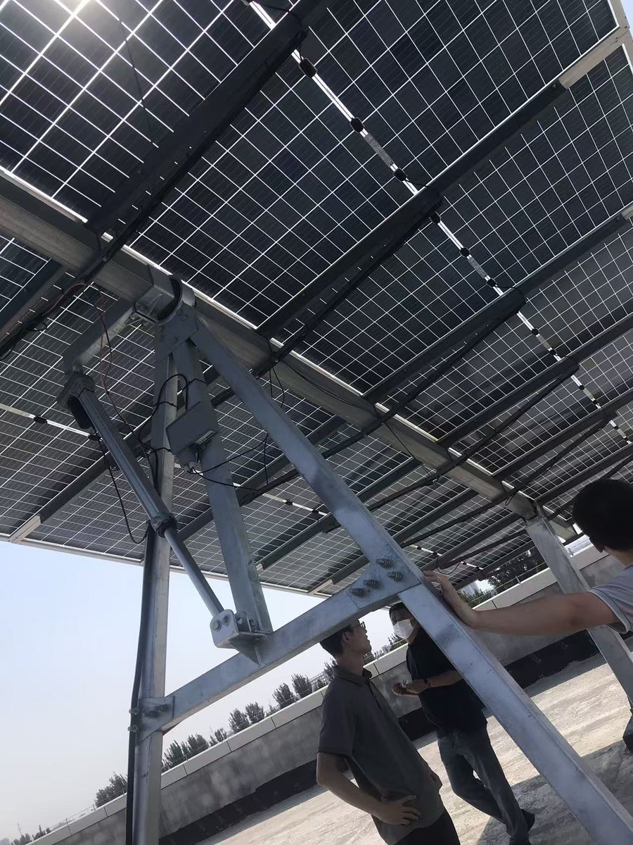 SumanM83937's tweet image. Move with the sun, power up your output! 🌞

Types of solar trackers:
1.Single-Axis (E-W rotation)
2.Tilted Single-Axis
3.Dual-Axis (sun’s path + height)
More sunlight = more energy. Let us help you upgrade your system.
📧suman@gtjinda.com 
#SolarTracking #CleanEnergy #SolarTech