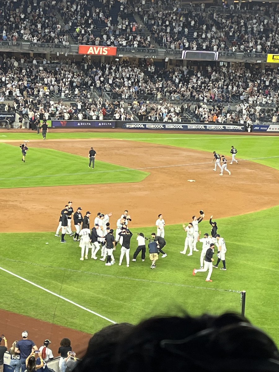 Juliet Papa tweet media