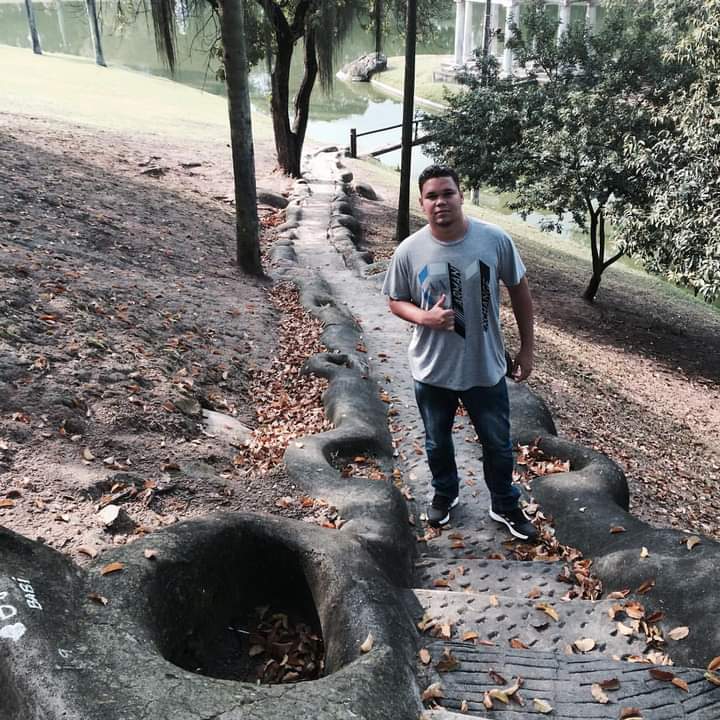 euSamuel021's tweet photo. Que todos os nossos passos nos levem para o que nos faz feliz de verdade. https://t.co/ITEQpI954r