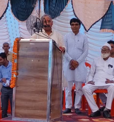 nirajpradhanrld's tweet photo. बागपत की जनता के लिए दिल्ली से बड़ोत तक डीटीसी की वातानुकूलित बसे 15 वर्ष पश्चात पुनः संचालित कराने हमारा एक सपना पूर्ण करने पर हमारे यशस्वी सांसद महोदय डॉक्टर राजकुमार सांगवान जी का तहे दिल से हार्दिक धन्यवाद। https://t.co/4Eik9DPHLP