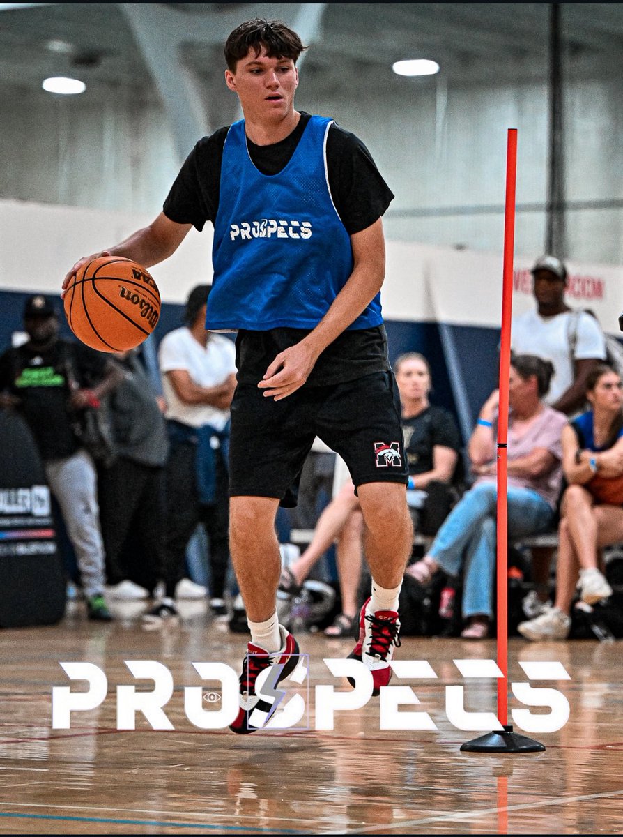 Mustang Boys Basketball tweet media