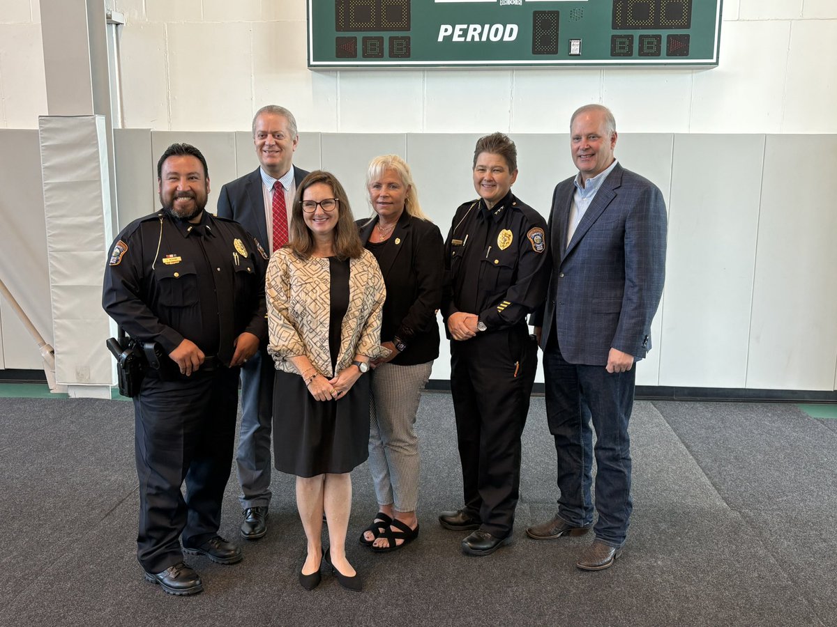 East Pasco County is at the center of Florida’s growth, and agriculture remains the foundation of our regional economy, our communities, and our quality of life. Great to be with so many community leaders today who understand the importance of connecting business professionals