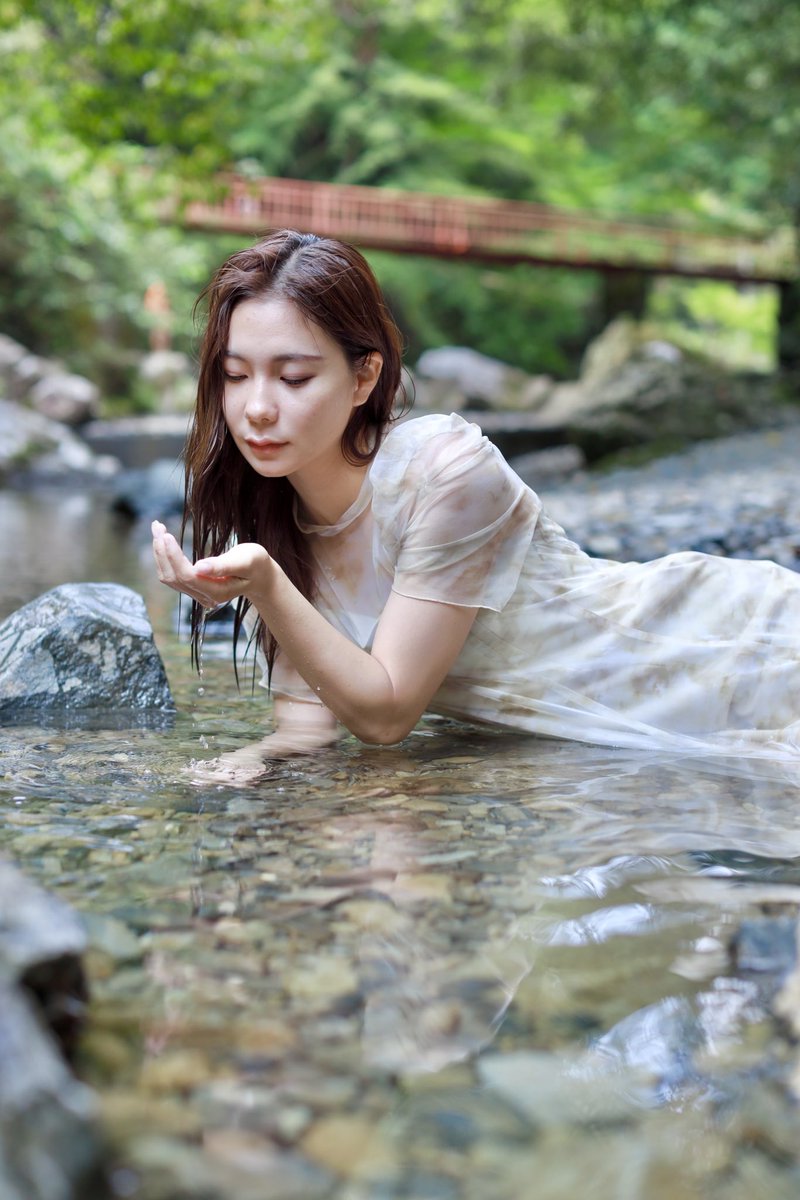 あきなしあおさんリク撮 at 多度峡川撮
<a href="/ao_akinashi_/">あきなし　あお</a> 
滴って
#ポートレート #多度峡 #川撮