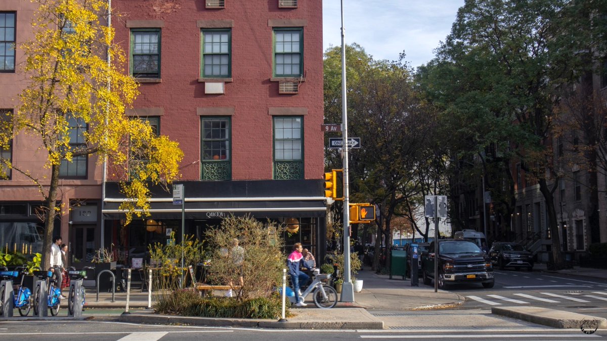 JoeOrtizNY's tweet photo. Autumn in the City https://t.co/Mb8HWVYGWS