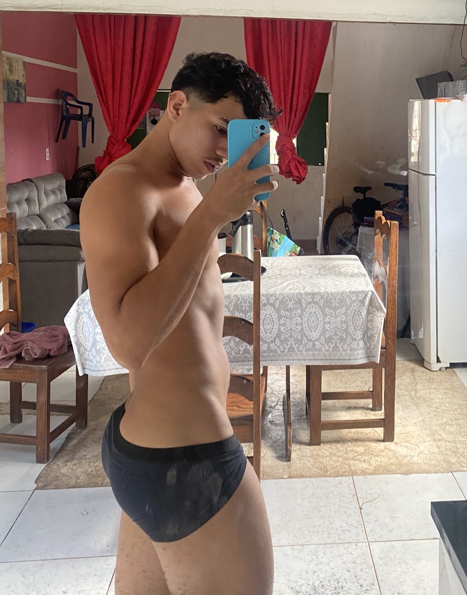 Tô ficando uma dlç
🫦