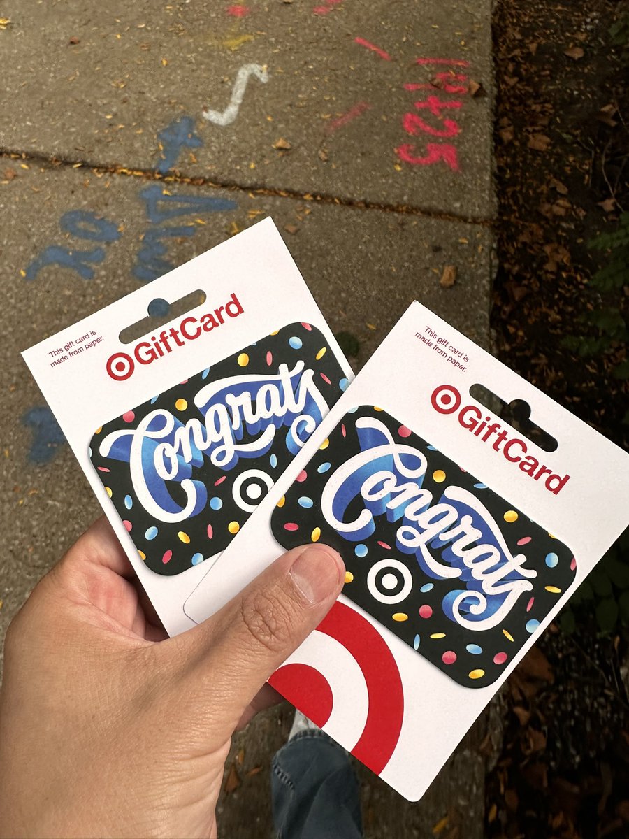 fandads's tweet photo. Not to brag but guess who won today’s after school 90’s Music trivia and 90’s Movie Quotes trivia! #GeekDad #Fandads https://t.co/KQoNRN7JAZ