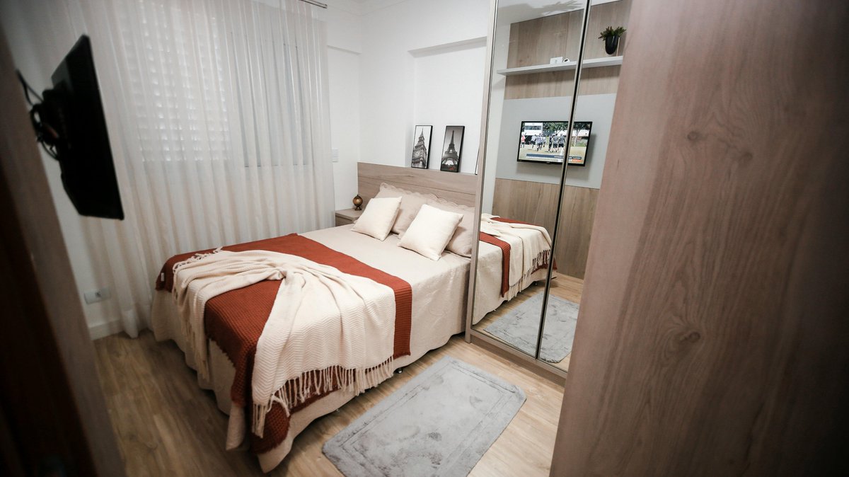 fuzzybeedecor1's tweet image. With the right choices, even a small bedroom can become an inviting retreat......🐝🐝
fuzzybeedecor.com
#bedroom #homedecor #roomdecor #decor #accents #mystyle #bedroomretreat