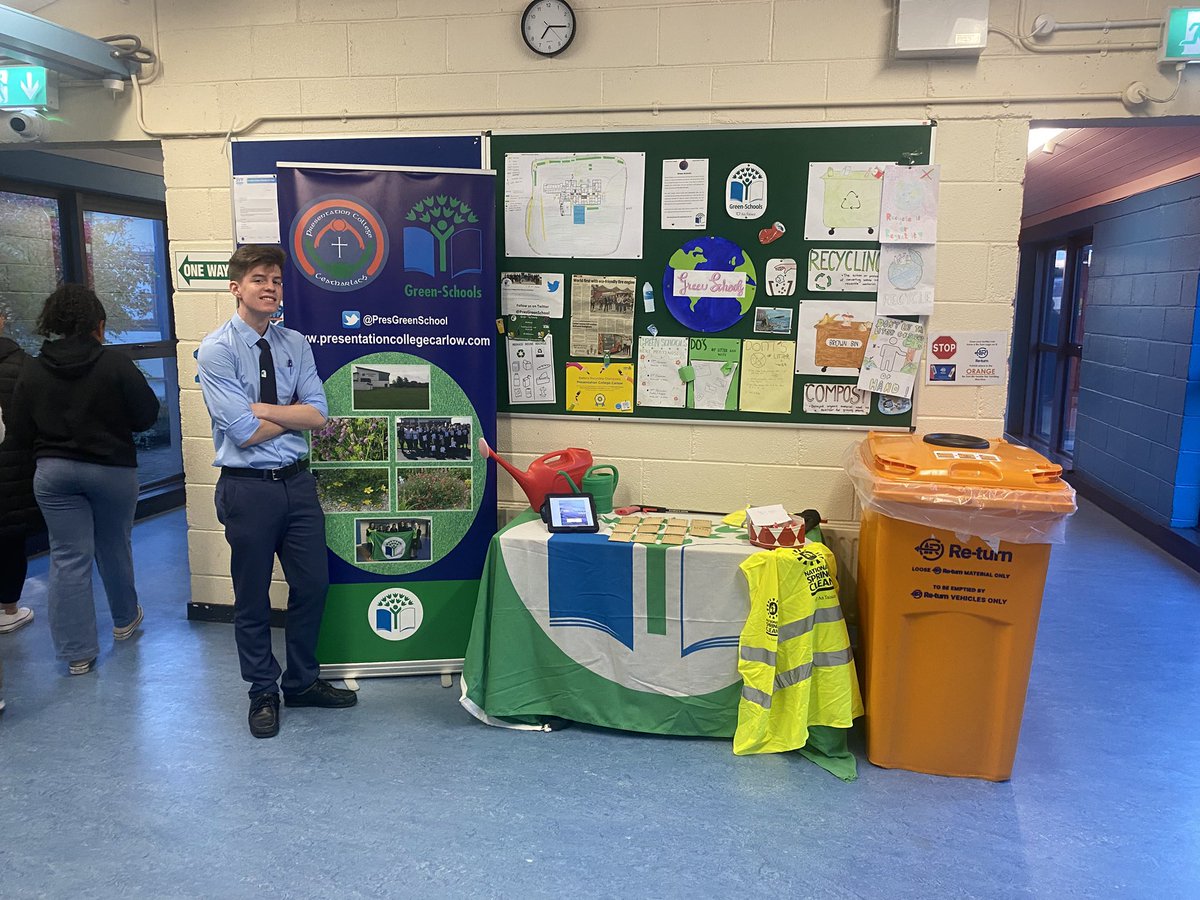 Green Schools had a superb stand for our <a href="/Pres_Carlow/">Presentation College</a> Open Night. Well done! <a href="/GreenSchoolsIre/">Green-Schools</a> ♻️#biodiversity 🌱#litter 🚯#globalcitizenship 🌍#awarenessmatters <a href="/Carlow_Co_Co/">CarlowCountyCouncil</a> <a href="/CeistTrust/">CEIST</a>