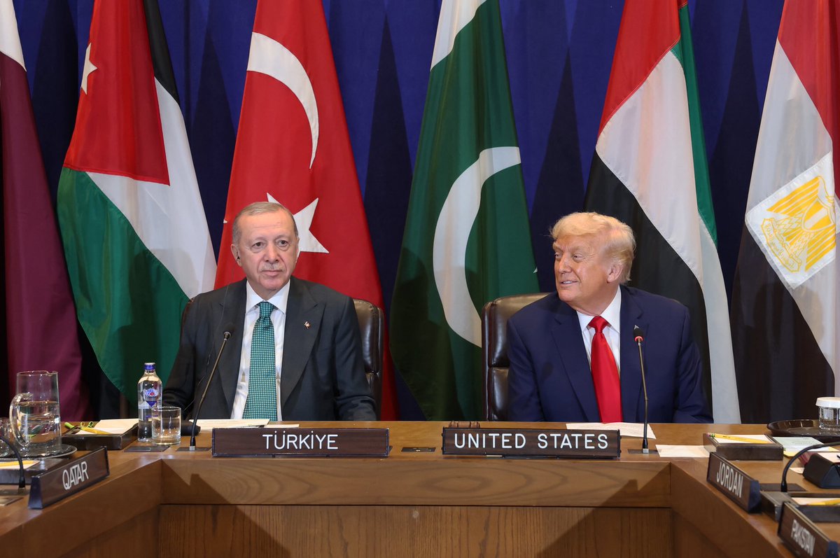 Cumhurbaşkanımız Erdoğan, BM Genel Kurulu kapsamında düzenlenen Gazze konulu bölgesel toplantıya katıldı tccb.gov.tr/haberler/410/1…