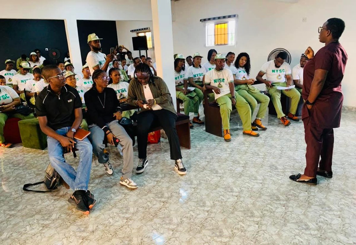 gitibayelsa's tweet image. We had an amazing time speaking to youth corp members on life after NYSC and why they should embrace technology into any career field of their choice. Thanks to @OlotuSquare for the conducive environment. You made it easy for us to gather together. To the GITI team, thank you.