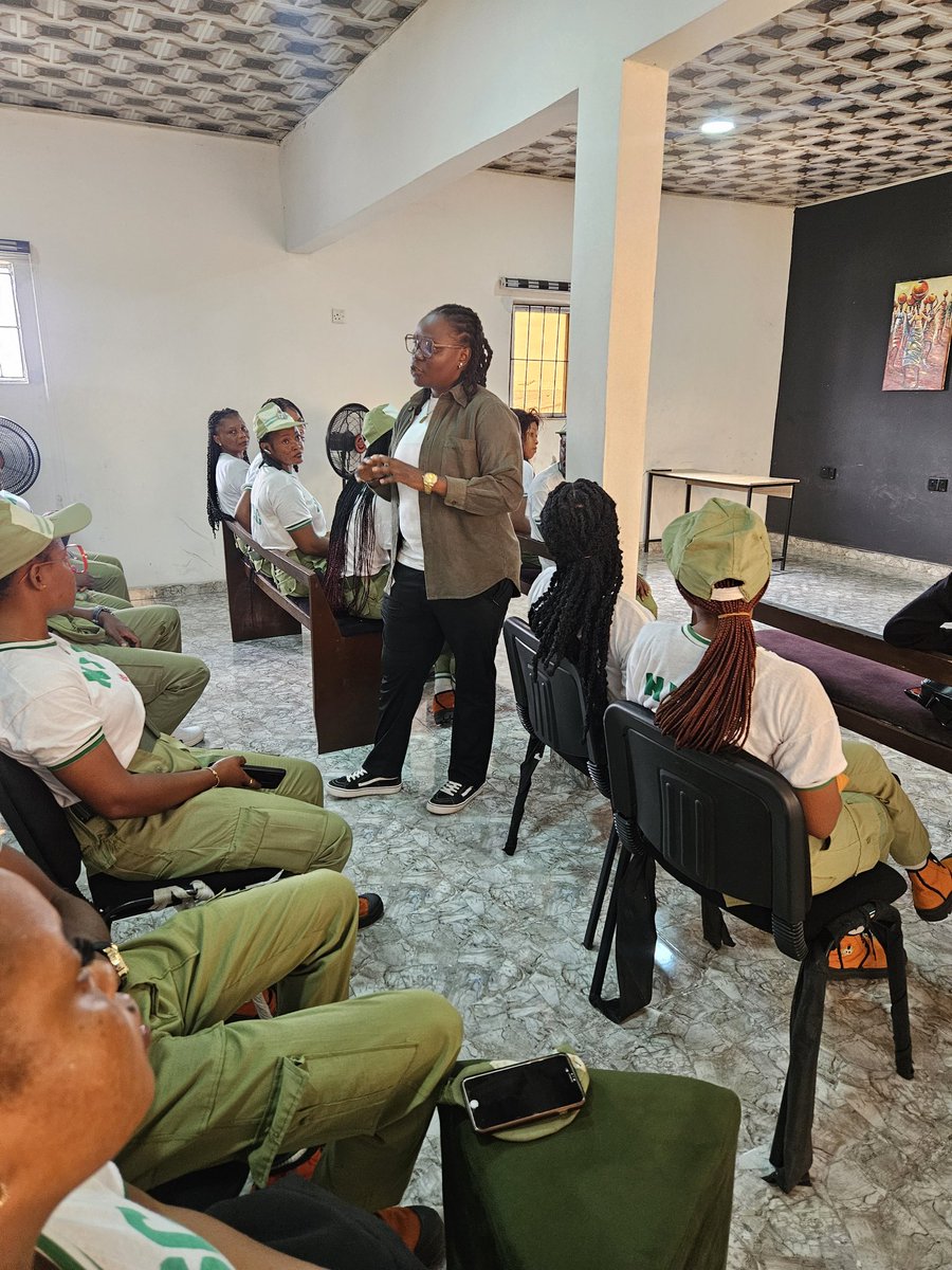 gitibayelsa's tweet image. We had an amazing time speaking to youth corp members on life after NYSC and why they should embrace technology into any career field of their choice. Thanks to @OlotuSquare for the conducive environment. You made it easy for us to gather together. To the GITI team, thank you.