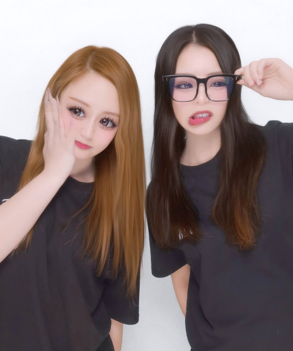 p_q_nx913's tweet image. 何億光年(ももえ)ぶりのプリクラ